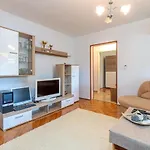 Apartment Ema